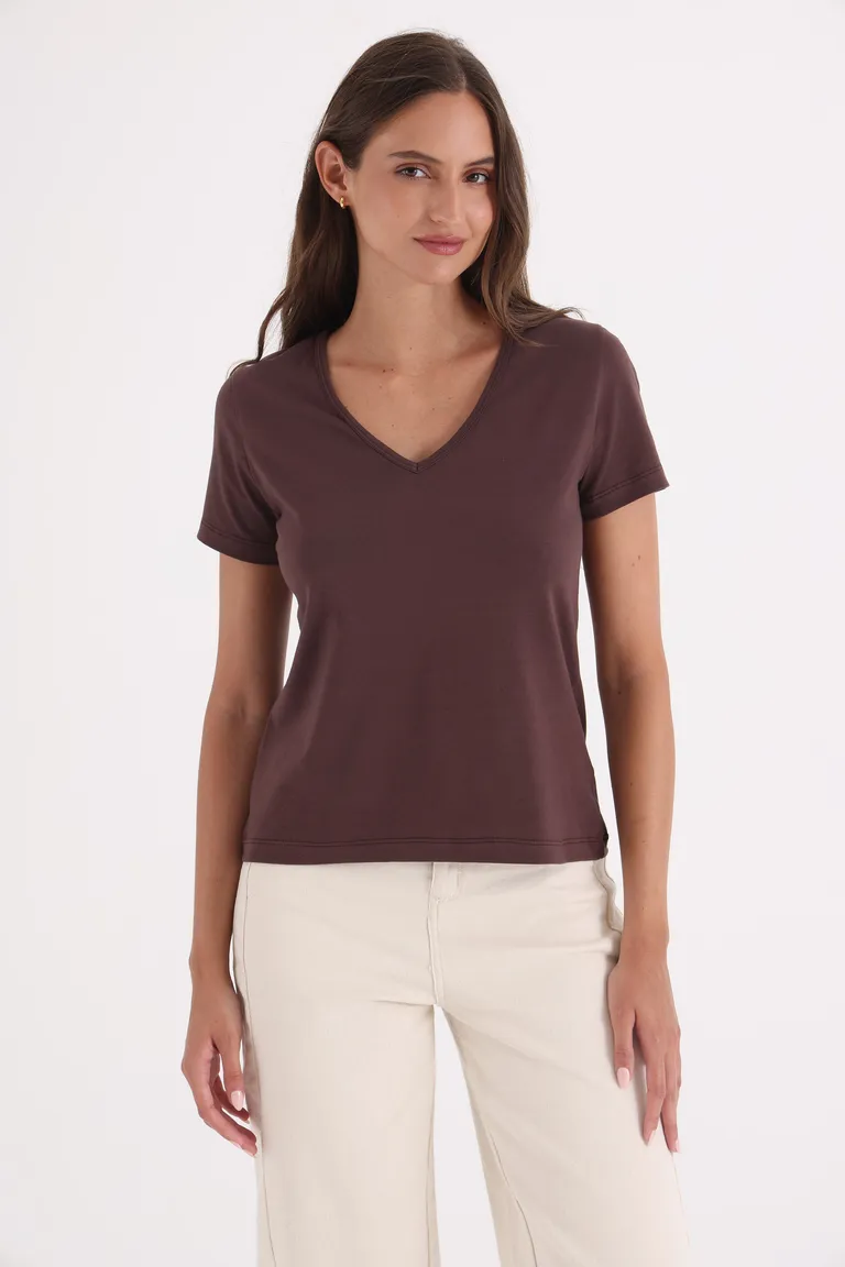 Remera básica de manga corta con escote en V para mujer de Yagmour en Remeras para argentina