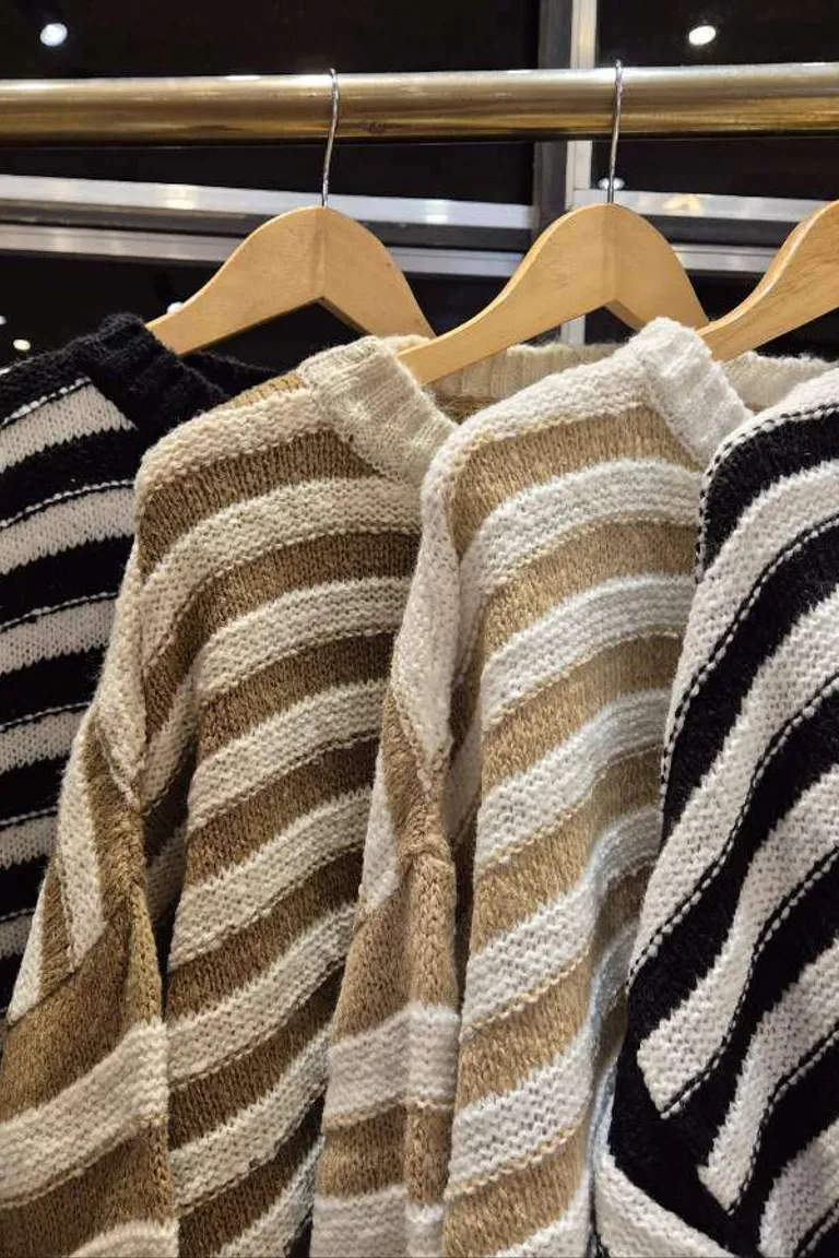 Sweater Oversize Rayado de Hesed en Buzos y Sweaters para argentina