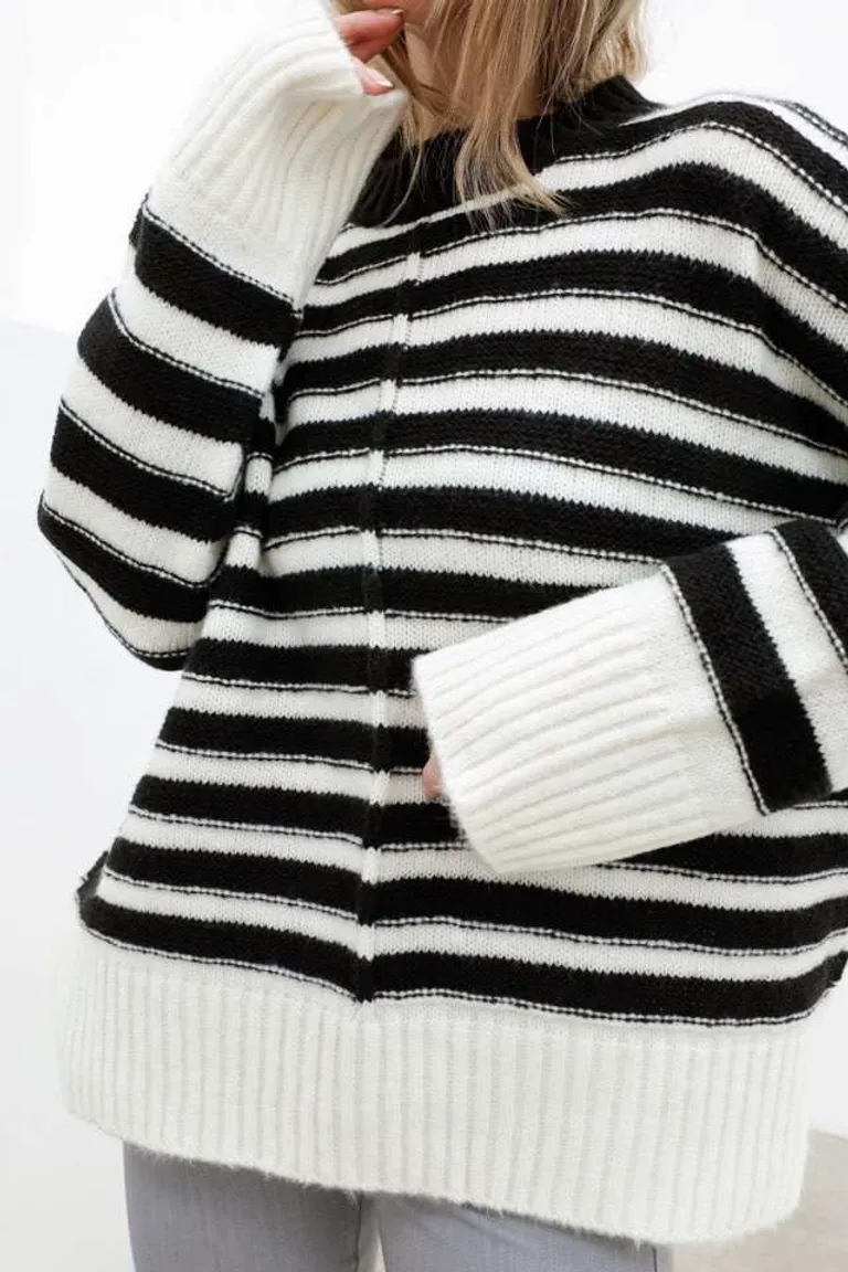 Sweater Oversize Rayado de Hesed en Buzos y Sweaters para argentina