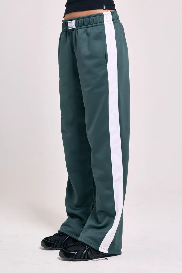 Pantalón deportivo con diseño de tiras laterales a contratono de tiro medio y calce relajado de 47 Street en Pantalones para argentina