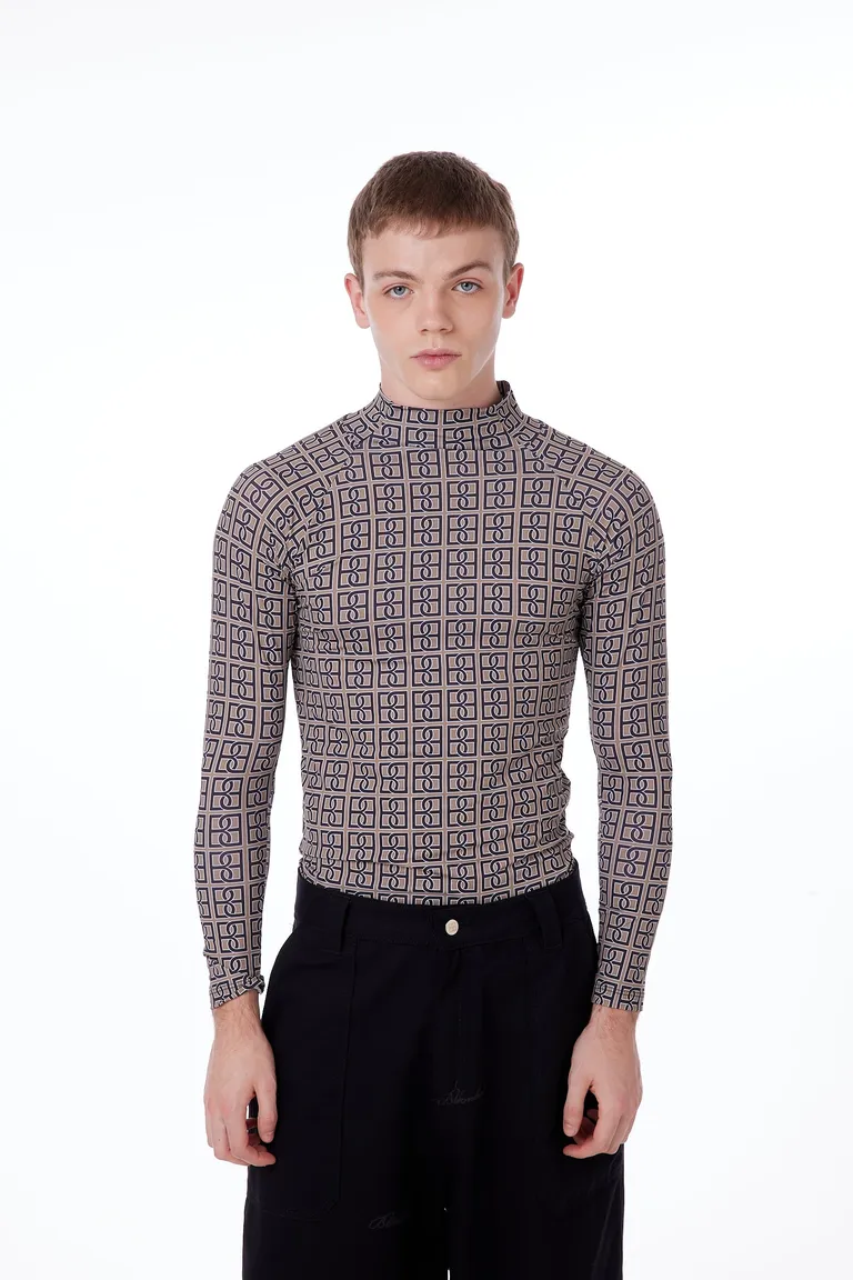 Remera de mujer con estampa de diseño elegante y sofisticado de Black Mamba en Remeras para argentina