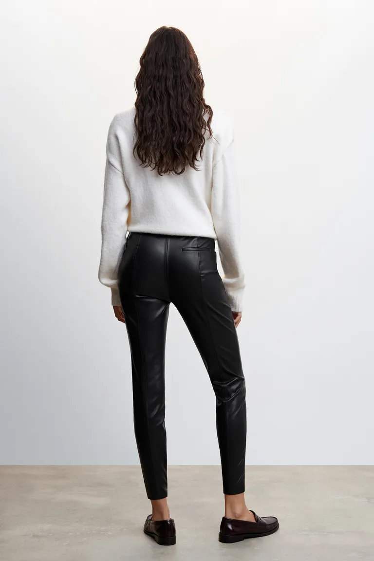Leggings efecto cuero aberturas de Mango en Pantalones para argentina
