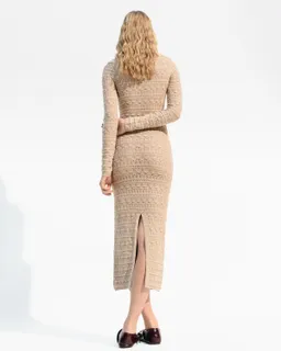 Vestido midi bardot calado rústico de Bershka en Vestidos para argentina