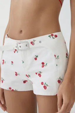 Shorts bordados con cinturón de Mango en Shorts para argentina