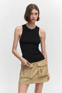 Top punto canalé de Mango en Tops para argentina