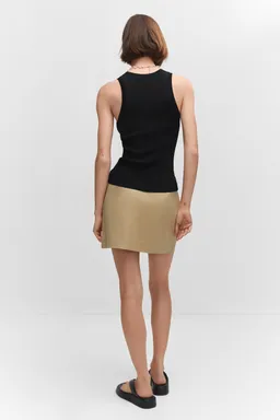 Top punto canalé de Mango en Tops para argentina
