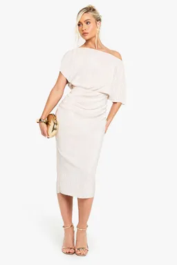 Vestido midi plisado escote bardot de Boohoo en Vestidos para argentina
