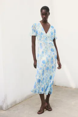 Vestido largo floral manga corta de Mango en Vestidos para argentina
