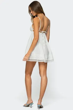 Minivestido babydoll luisa lacey de Edikted en Vestidos para argentina