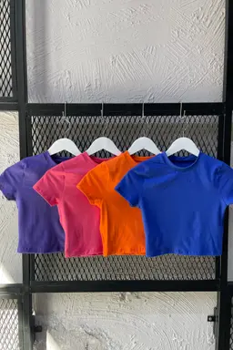 Remera baby tee de Roma en Remeras para argentina