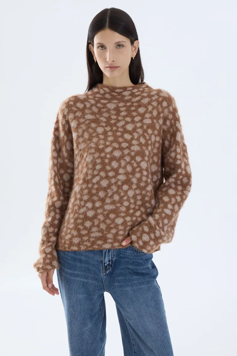 Sweater tejido con cuello alto y textura jacquard de calce relajado de Portsaid en Buzos y Sweaters para argentina