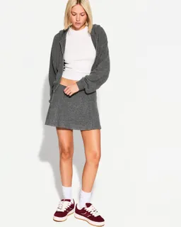 Campera con capucha cremallera de Bershka en Chaquetas para argentina