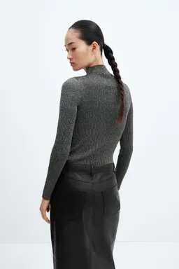 Jersey lúrex cuello perkins de Mango en Buzos y Sweaters para argentina