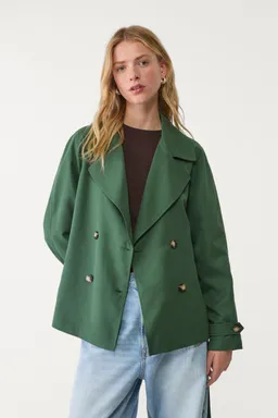 Trench corto fluido cinturón de Stradivarius en Chaquetas para argentina