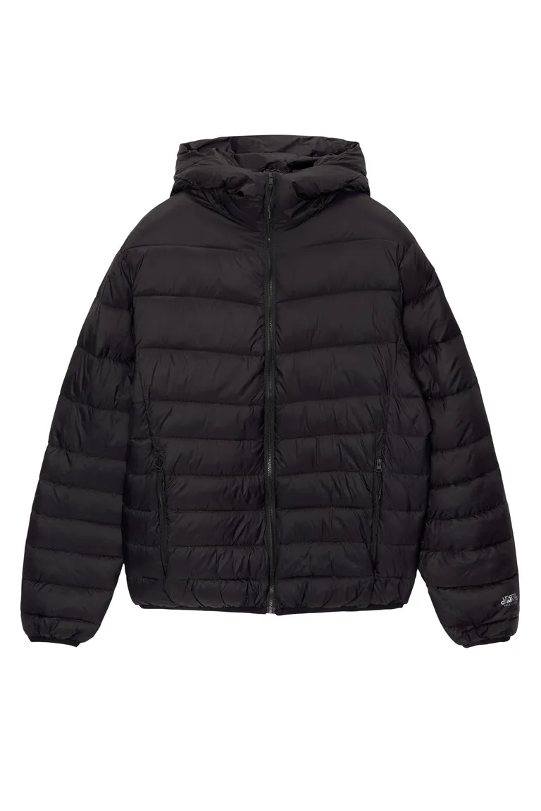 Campera acolchada ligera capucha de Pull&Bear en Abrigos y Camperas para argentina