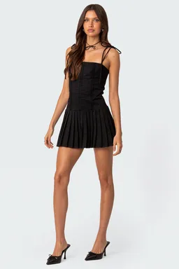 Mini vestido corset plisado perri de Edikted en Vestidos para argentina