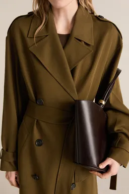 Trench largo oversize lyocell de Mango en Chaquetas para argentina