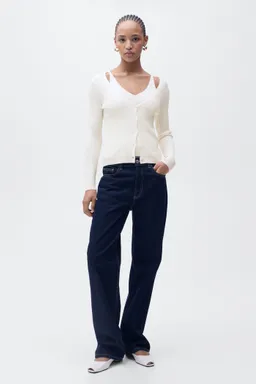 Cárdigan combinado escote pico de Mango en Buzos y Sweaters para argentina