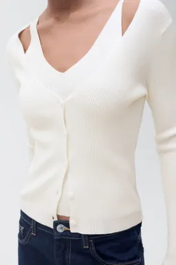 Cárdigan combinado escote pico de Mango en Buzos y Sweaters para argentina
