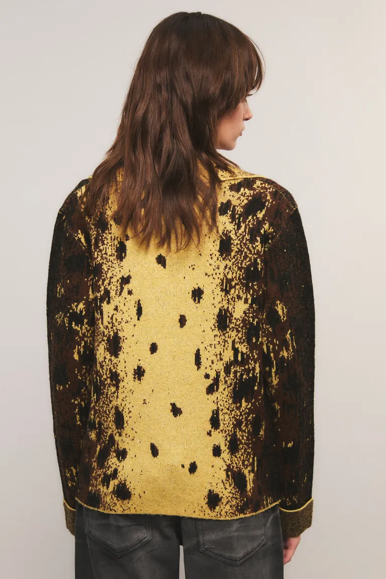 Cardigan con escote en V, solapa y cierre frontal de botones ocultos de Kosiuko en Chaquetas para argentina