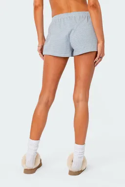 Short rayado tiro bajo de Edikted en Shorts para argentina