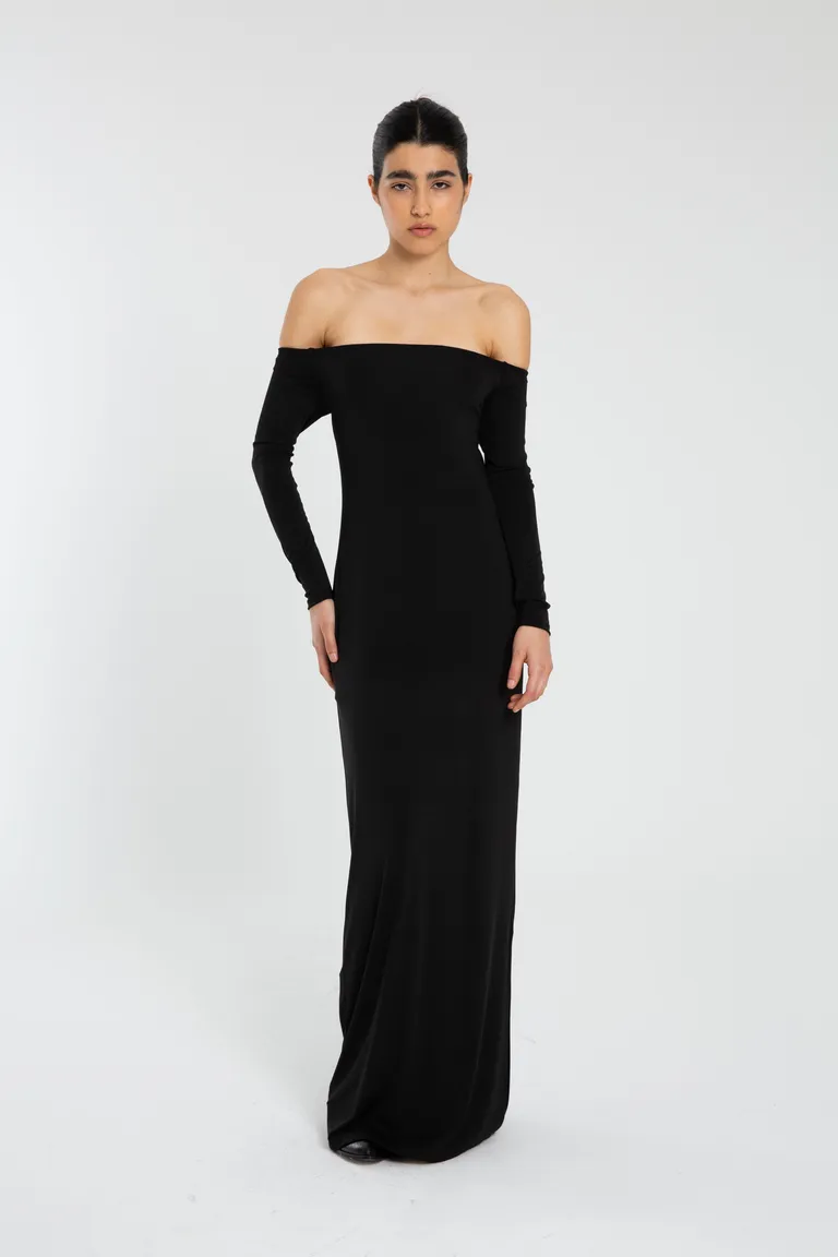 Vestido negro de punto, escote recto y manga larga con detalle de lazo en la espalda de Naíma en Vestidos para argentina