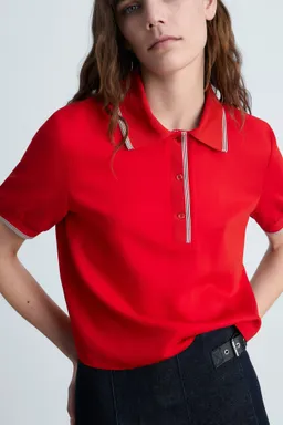Polo crop ribetes contraste de Mango en Remeras para argentina