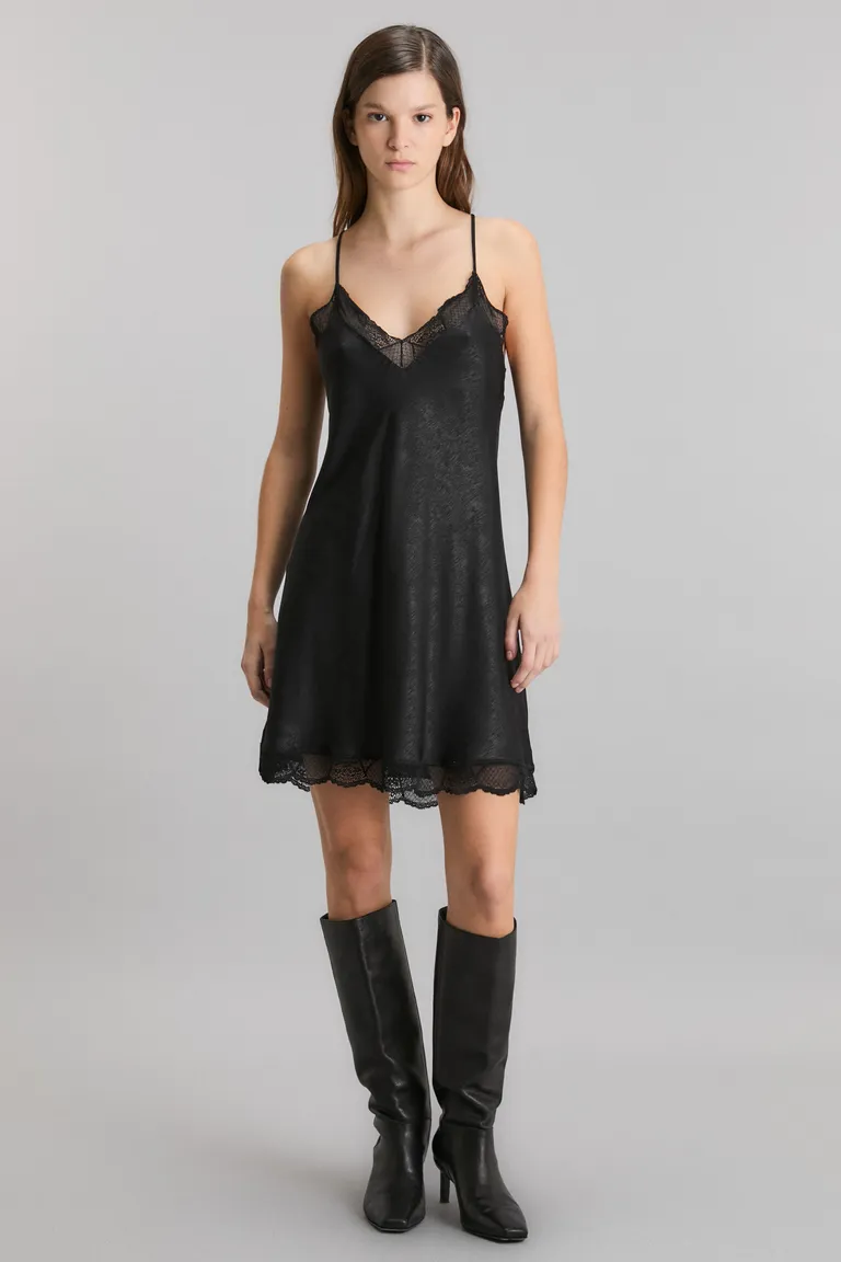 Vestido negro de corte regular con escote en V y detalles de puntilla de Kosiuko en Vestidos para argentina
