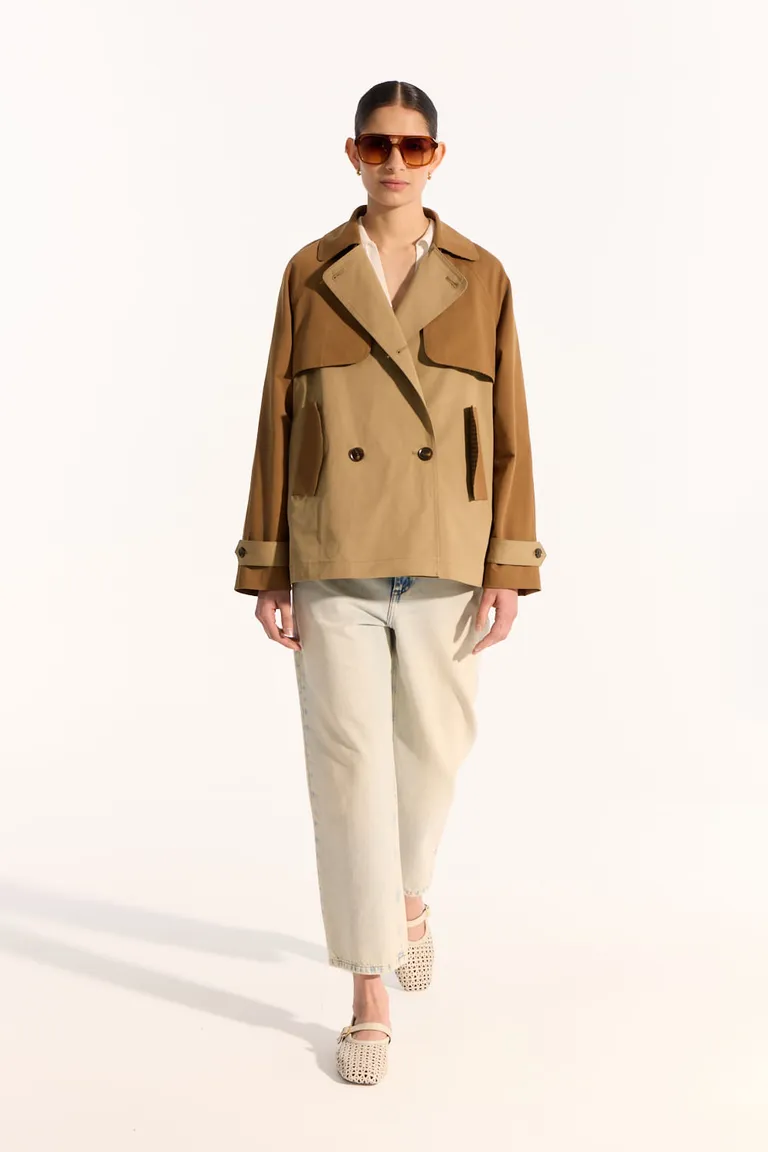 Piloto de calce evasé bicolor con detalles en tela a cuadros de Portsaid en Chaquetas para argentina