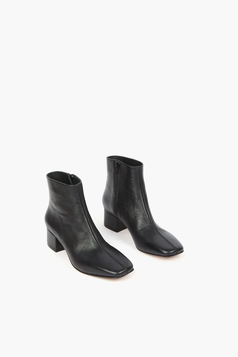 Botineta de caña media con punta cuadrada y taco bajo de Mishka en Botas y Botinetas para argentina