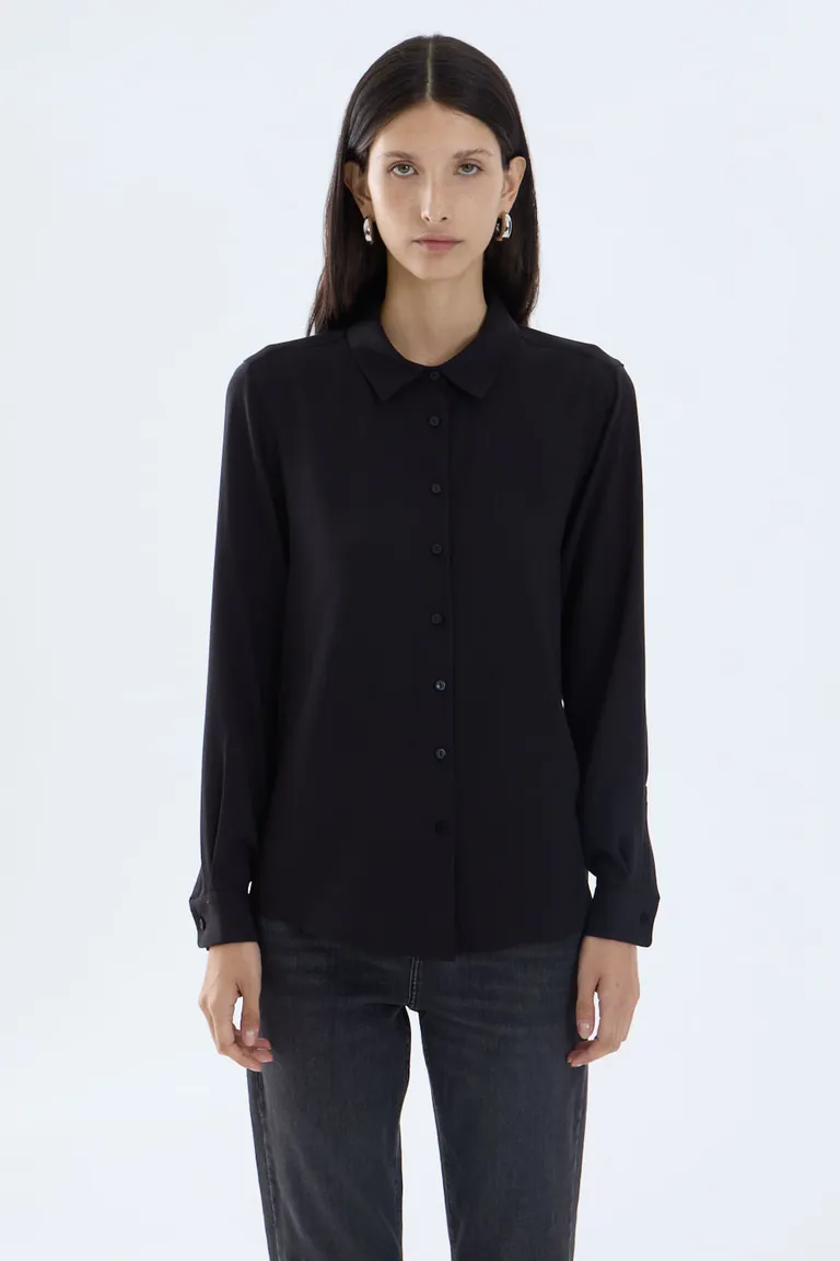 Camisa de corte clásico con cuello a la base y mangas largas con cartera a la vista de Portsaid en Camisas para argentina