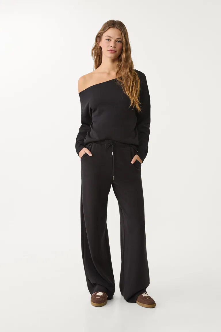 Pantalón palazzo tacto suave de Stradivarius en Pantalones para argentina