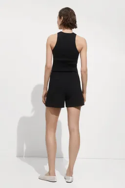 Shorts rectos tiro medio de Mango en Shorts para argentina
