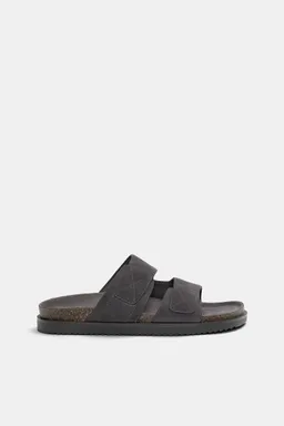 Sandalias planas de cuero de Pull&Bear en Sandalias y Ojotas para argentina