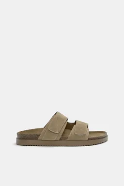 Sandalias planas de cuero de Pull&Bear en Sandalias y Ojotas para argentina