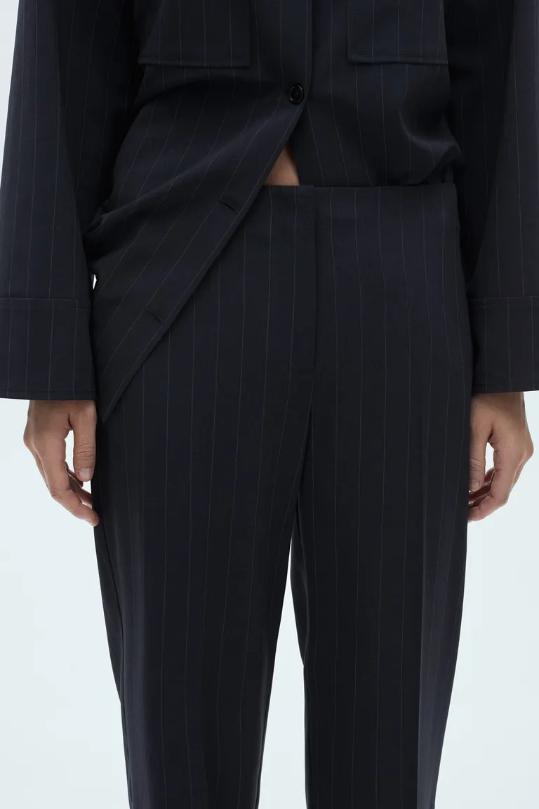 Pantalón recto raya diplomática de Mango en Pantalones para argentina