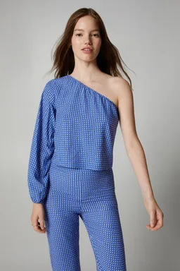 Blusa asimétrica estampada de Mango Teen en Blusas para argentina