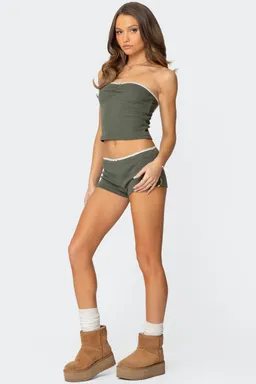 Shorts georgina tiro bajo de Edikted en Shorts para argentina