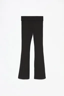 Pantalón flare punto cortado de Lefties en Pantalones para argentina