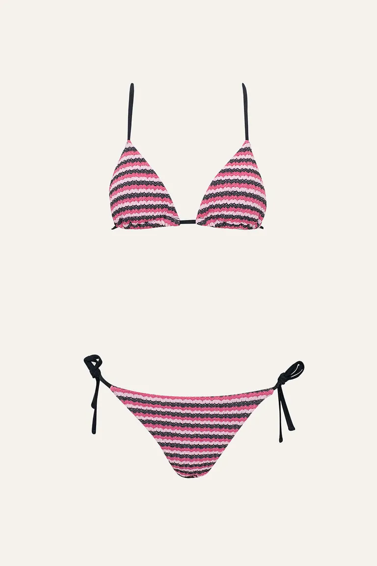 Conjunto de bikini triángulo con textura a rayas rosado y negro de 47 Street en Swimwear y Beachwear para argentina