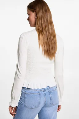 Blusa con fruncido de Mango Teen en Blusas para argentina