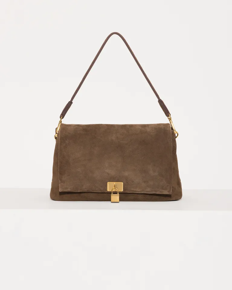 Cartera de Cuero Marrón con Broche Magnético - Diseño Elegante y Funcional de Jazmin Chebar en Bolsos y Carteras para argentina