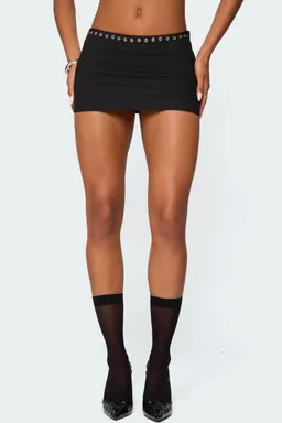 Mini faldashort con arandelas jaxie de Edikted en Shorts para argentina