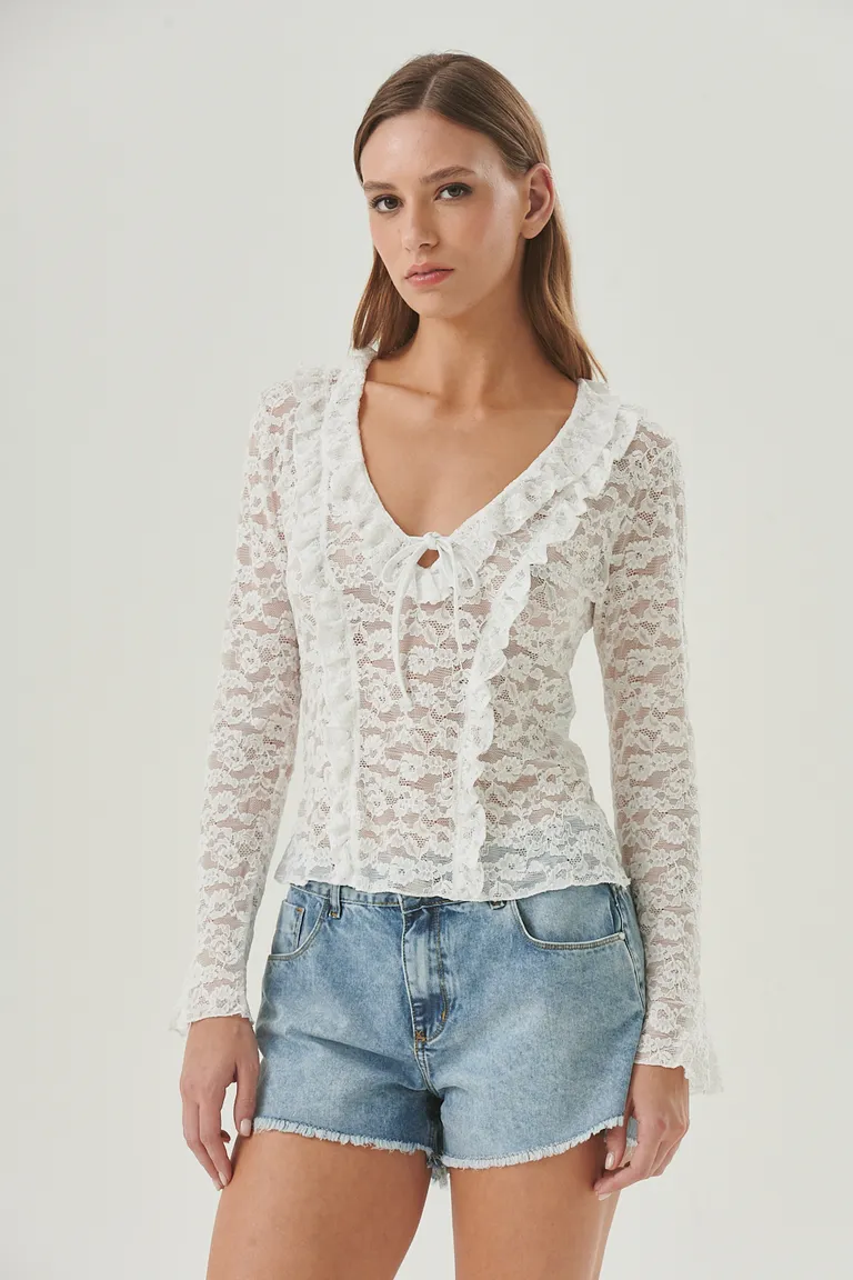 Blusa de encaje con volados y mangas largas, diseño femenino y elegante de Sweet en Blusas para argentina