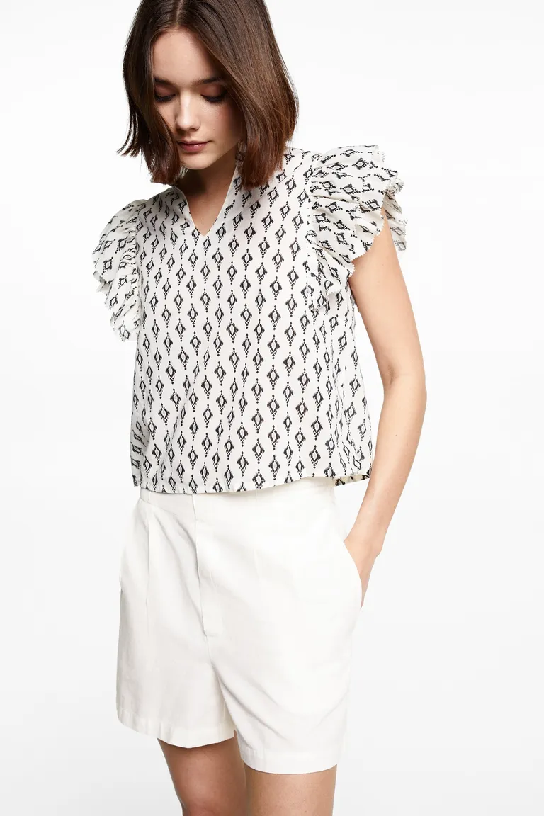 Short lino con pinzas de Mango Teen en Shorts para argentina