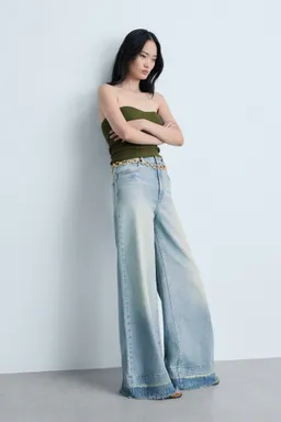 Top punto escote corazón de Mango en Tops para argentina