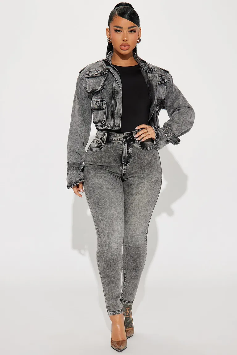 Jeans skinny curvy tiro alto de Fashion Nova en Pantalones para argentina