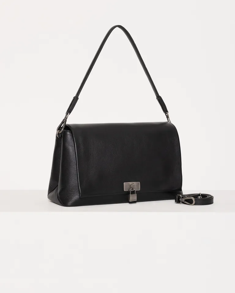 Cartera Lock de Cuero Negra - Elegante y Práctica para Mujeres de Jazmin Chebar en Bolsos y Carteras para argentina