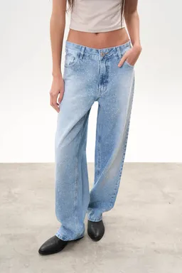 Jean denim recto completo con strass de Magda en Pantalones para argentina