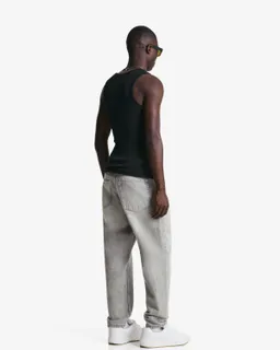 Jeans suelto tapered de Bershka en Pantalones para argentina